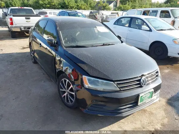3VWD67AJ6GM266286 2016 VOLKSWAGEN JETTA - Image 1