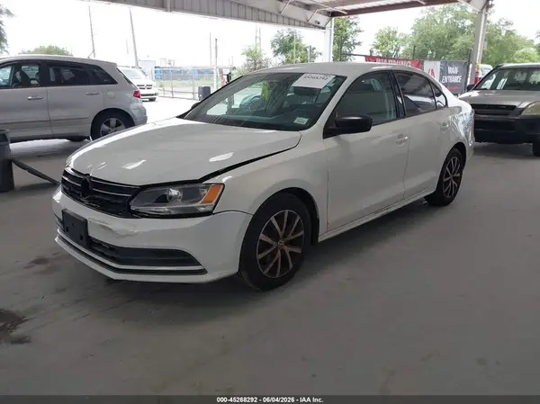 3VWD67AJ6GM291124 2016 VOLKSWAGEN JETTA - Image 2