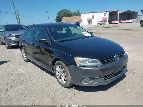 3VWD67AJ6GM318371 2016 VOLKSWAGEN JETTA - Image 1