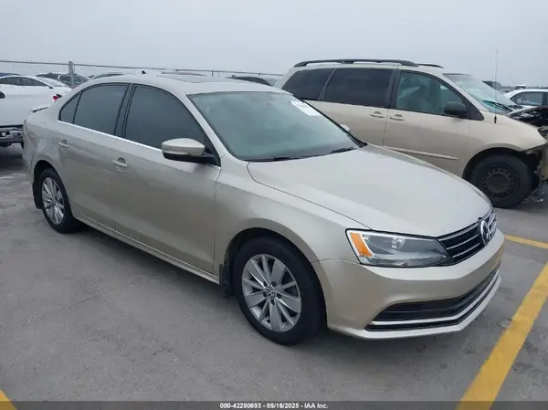 3VWD67AJ6GM323098 2016 VOLKSWAGEN JETTA - Image 1