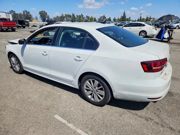 3VWD67AJ6GM327734 2016 VOLKSWAGEN JETTA - Image 2
