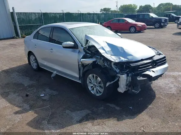 3VWD67AJ6GM338409 2016 VOLKSWAGEN JETTA - Image 1