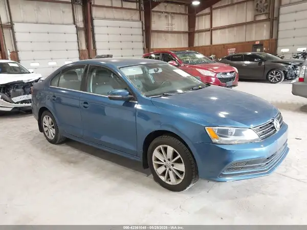 3VWD67AJ6GM357333 2016 VOLKSWAGEN JETTA - Image 1