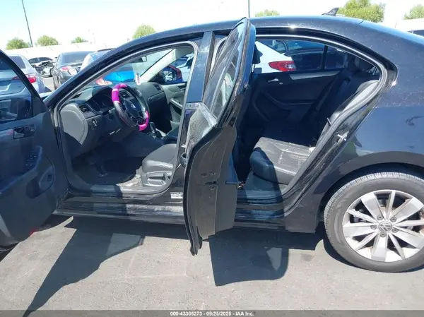 3VWD67AJ6GM387979 2016 VOLKSWAGEN JETTA - Image 8