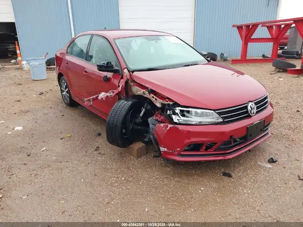 3VWD67AJ6GM408698 2016 VOLKSWAGEN JETTA - Image 1