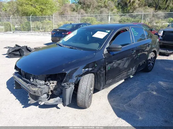 3VWD67AJ6GM418034 2016 VOLKSWAGEN JETTA - Image 2