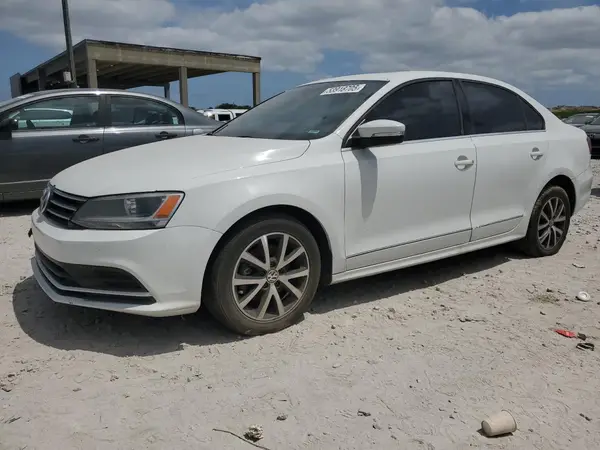 3VWD67AJ7GM231482 2016 VOLKSWAGEN JETTA - Image 1