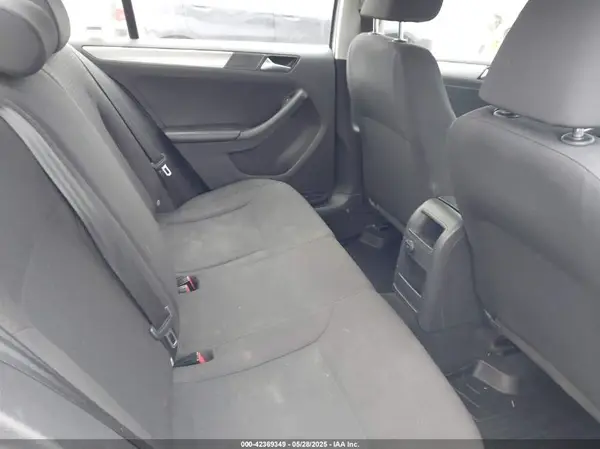 3VWD67AJ7GM269665 2016 VOLKSWAGEN JETTA - Image 8