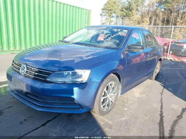 3VWD67AJ7GM274235 2016 VOLKSWAGEN JETTA - Image 2