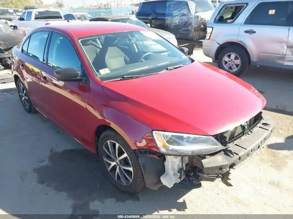 3VWD67AJ7GM283727 2016 VOLKSWAGEN JETTA - Image 1