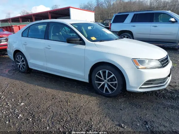 3VWD67AJ7GM292590 2016 VOLKSWAGEN JETTA - Image 1