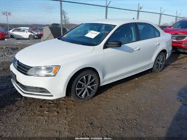 3VWD67AJ7GM292590 2016 VOLKSWAGEN JETTA - Image 2