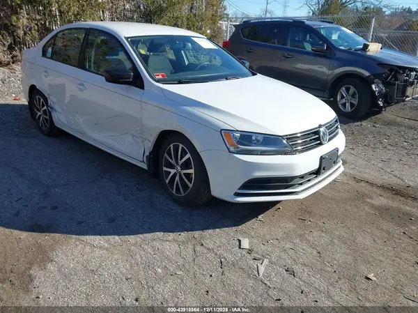 3VWD67AJ7GM298566 2016 VOLKSWAGEN JETTA - Image 1