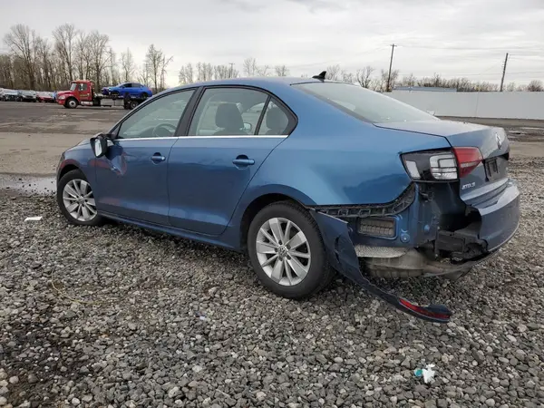 3VWD67AJ7GM306973 2016 VOLKSWAGEN JETTA - Image 2