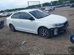 3VWD67AJ7GM315981 2016 VOLKSWAGEN JETTA