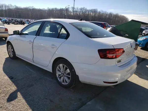 3VWD67AJ7GM319352 2016 VOLKSWAGEN JETTA - Image 2