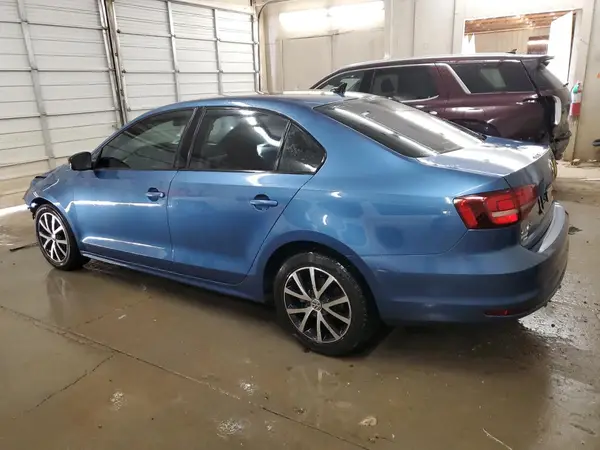 3VWD67AJ7GM322459 2016 VOLKSWAGEN JETTA - Image 2