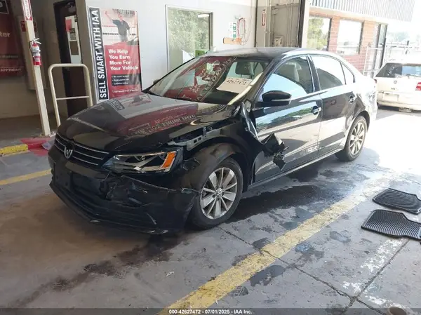 3VWD67AJ7GM365120 2016 VOLKSWAGEN JETTA - Image 2