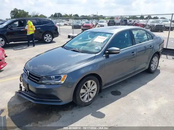 3VWD67AJ7GM372391 2016 VOLKSWAGEN JETTA - Image 2