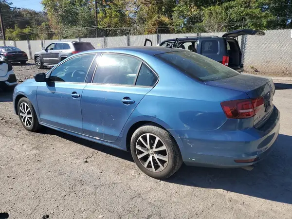 3VWD67AJ7GM387747 2016 VOLKSWAGEN JETTA - Image 2