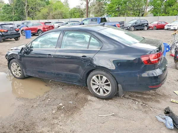 3VWD67AJ7GM391569 2016 VOLKSWAGEN JETTA - Image 2