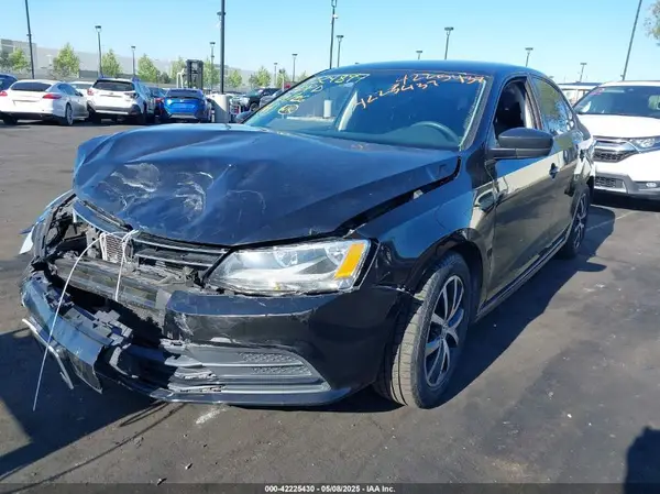 3VWD67AJ7GM409746 2016 VOLKSWAGEN JETTA - Image 2