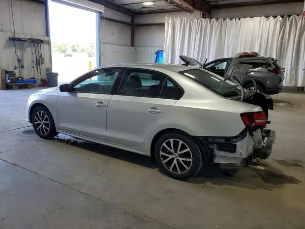 3VWD67AJ8GM243379 2016 VOLKSWAGEN JETTA - Image 2