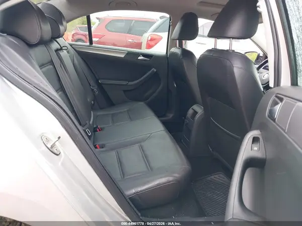 3VWD67AJ8GM247822 2016 VOLKSWAGEN JETTA - Image 8