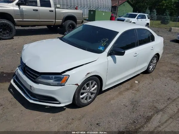3VWD67AJ8GM250865 2016 VOLKSWAGEN JETTA - Image 2