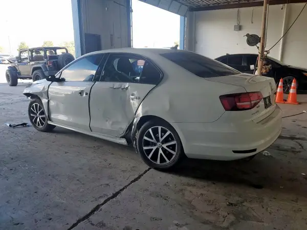 3VWD67AJ8GM253538 2016 VOLKSWAGEN JETTA - Image 2