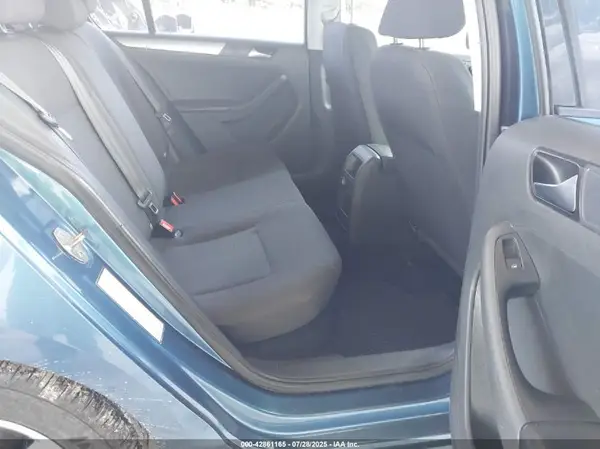 3VWD67AJ8GM261073 2016 VOLKSWAGEN JETTA - Image 8