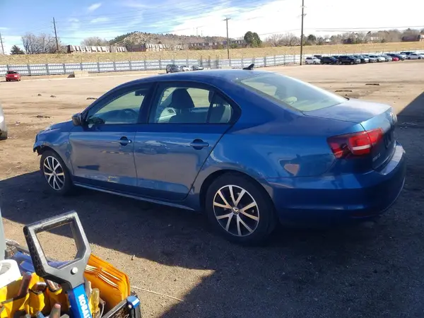 3VWD67AJ8GM266578 2016 VOLKSWAGEN JETTA - Image 2