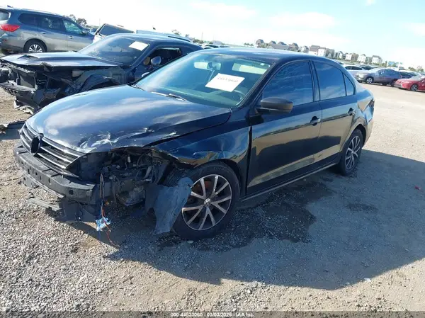 3VWD67AJ8GM267519 2016 VOLKSWAGEN JETTA - Image 2
