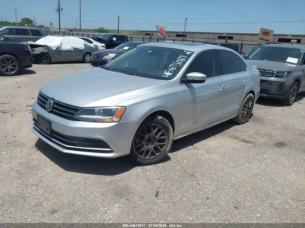 3VWD67AJ8GM307565 2016 VOLKSWAGEN JETTA - Image 2