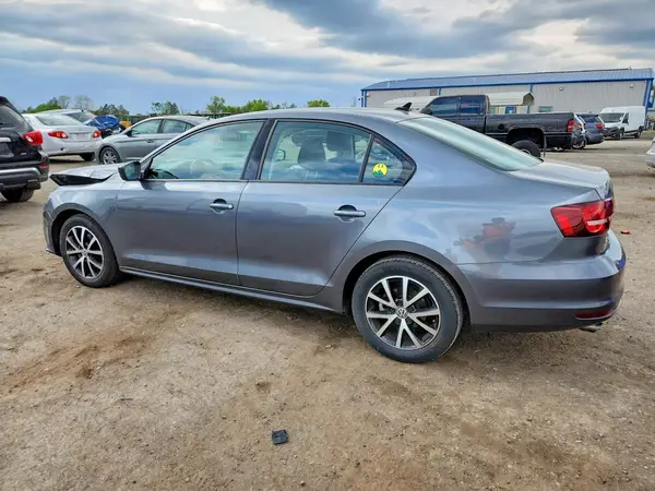 3VWD67AJ8GM324334 2016 VOLKSWAGEN JETTA - Image 2