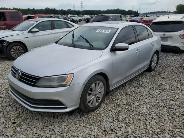 3VWD67AJ8GM328822 2016 VOLKSWAGEN JETTA - Image 1
