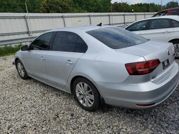 3VWD67AJ8GM328822 2016 VOLKSWAGEN JETTA - Image 2