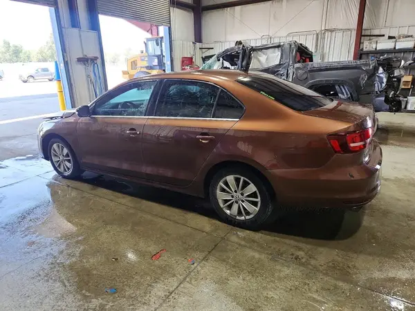 3VWD67AJ8GM350478 2016 VOLKSWAGEN JETTA - Image 2
