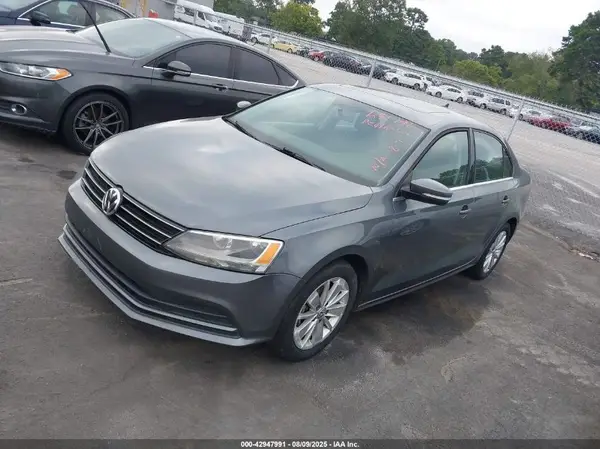3VWD67AJ8GM362582 2016 VOLKSWAGEN JETTA - Image 2