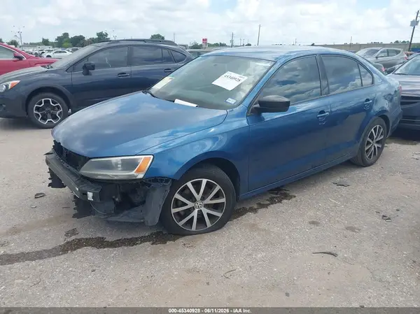 3VWD67AJ8GM391841 2016 VOLKSWAGEN JETTA - Image 2