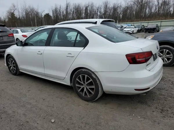 3VWD67AJ9GM209564 2016 VOLKSWAGEN JETTA - Image 2