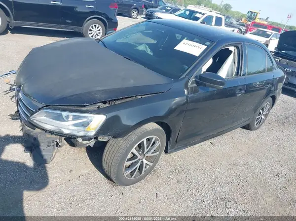 3VWD67AJ9GM258599 2016 VOLKSWAGEN JETTA - Image 2
