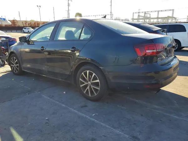 3VWD67AJ9GM272146 2016 VOLKSWAGEN JETTA - Image 2