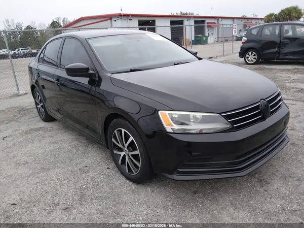 3VWD67AJ9GM290078 2016 VOLKSWAGEN JETTA - Image 1