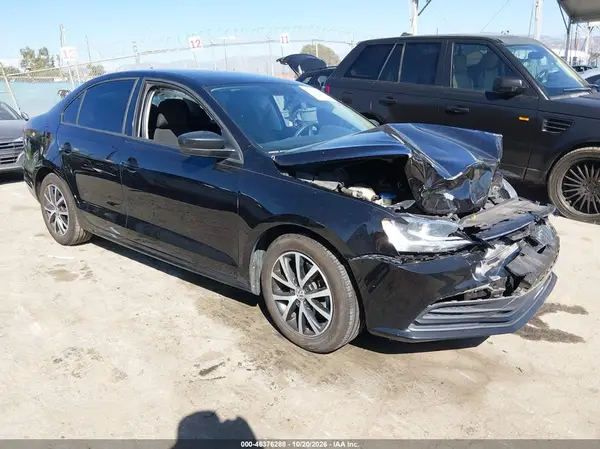 3VWD67AJ9GM300852 2016 VOLKSWAGEN JETTA - Image 1