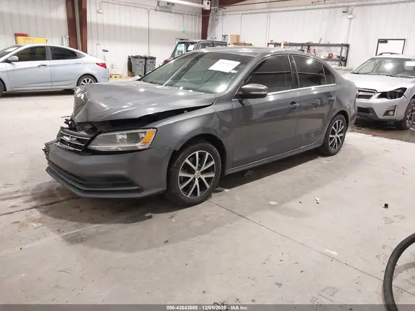 3VWD67AJ9GM312435 2016 VOLKSWAGEN JETTA - Image 2