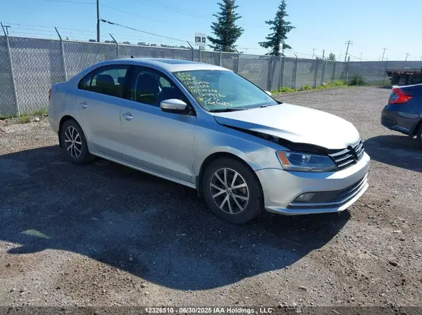 3VWD67AJ9GM324228 2016 VOLKSWAGEN JETTA - Image 1