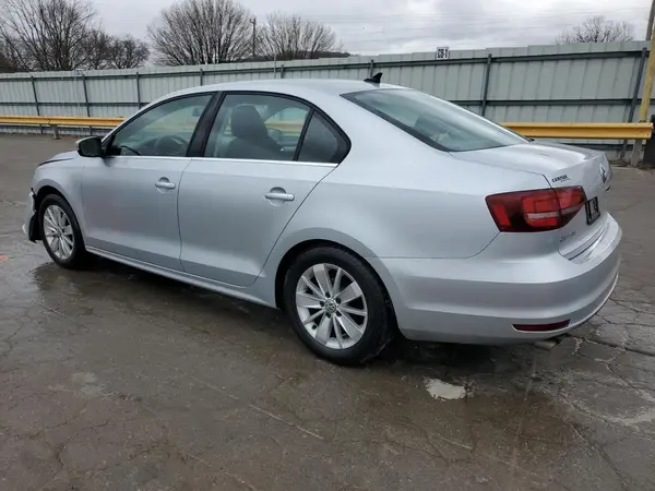 3VWD67AJ9GM329932 2016 VOLKSWAGEN JETTA - Image 2