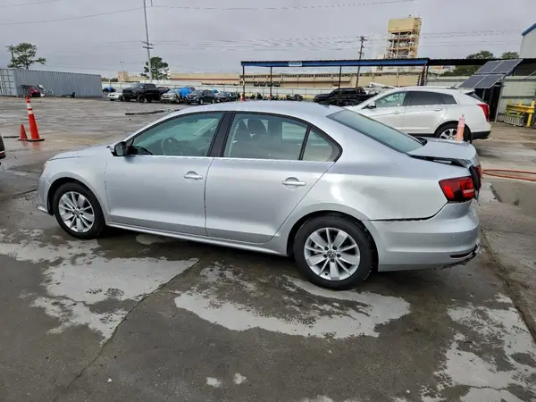 3VWD67AJ9GM330384 2016 VOLKSWAGEN JETTA - Image 2