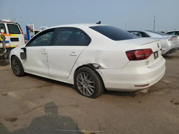3VWD67AJ9GM376667 2016 VOLKSWAGEN JETTA - Image 2